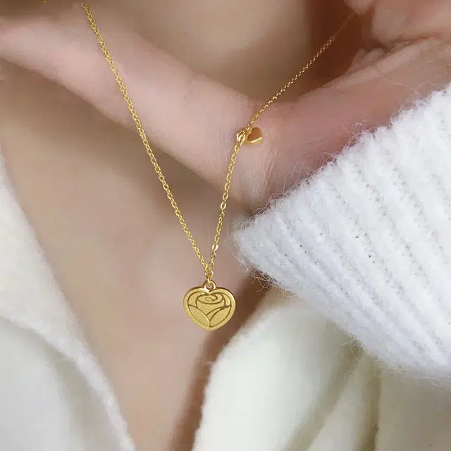 沂茹 法式复古爱心甜美精致小巧 可爱玫瑰花心形小香风 铜 项链 女款