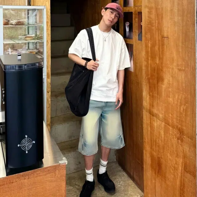 BONAS