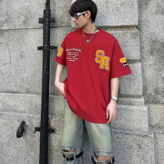 BONAS T