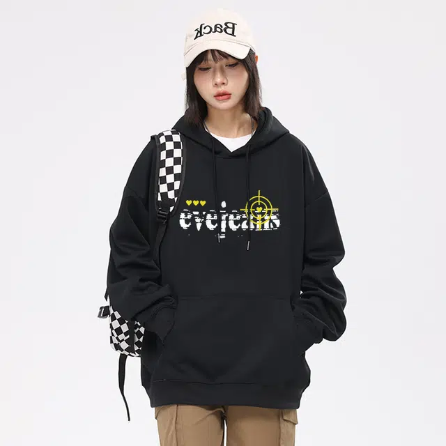 依文 美式复古休闲字母创意爱心印花宽松通勤舒适柔软透气重磅落肩套头连帽长袖保暖时尚简约耐用卫衣 男女同款 黑色（黄标）