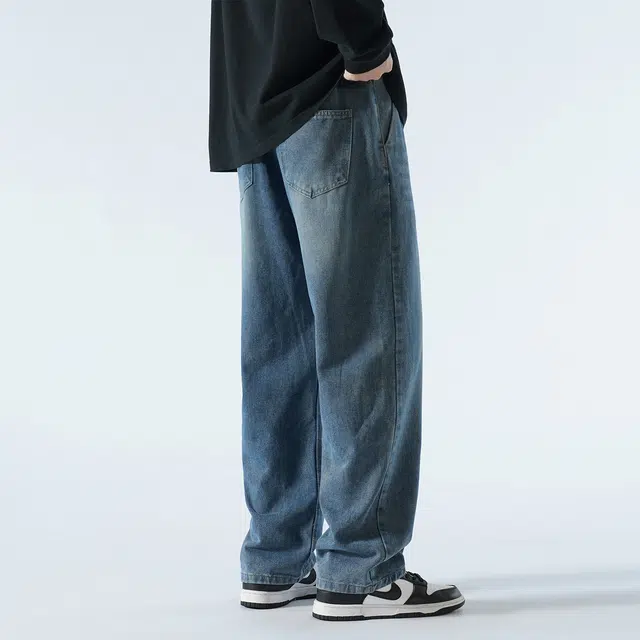 EVE Jeans logo