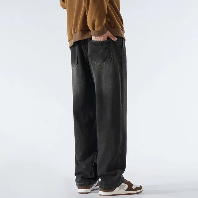 EVE Jeans logo
