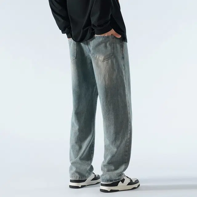 EVE Jeans logo