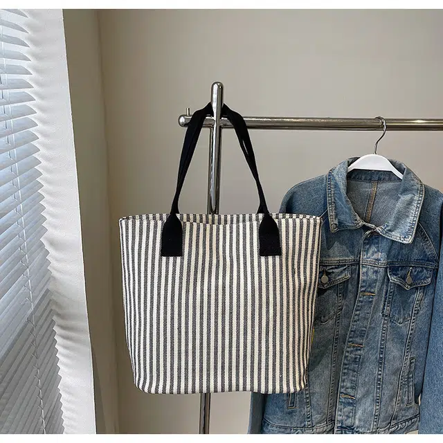 XOKY Tote