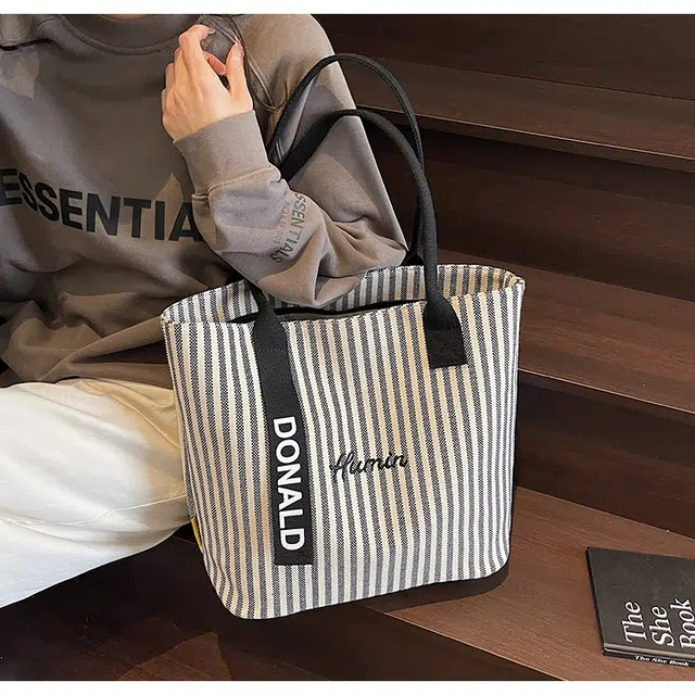 XOKY Tote