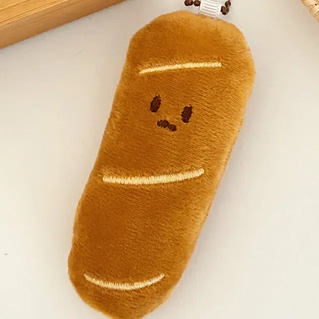 心水好物 创意卡通烘焙面包公仔百搭背包挂坠装饰小玩偶挂饰 毛绒 挂件 男女同款情侣款