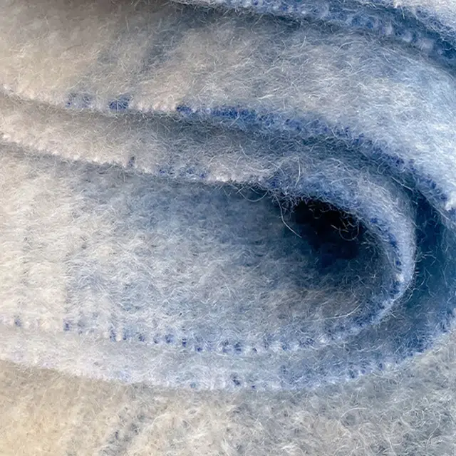 心水好物 款秋冬百搭高级感渐变色蓬松透气保暖流苏 羊毛 绒线围巾 男女同款情侣款