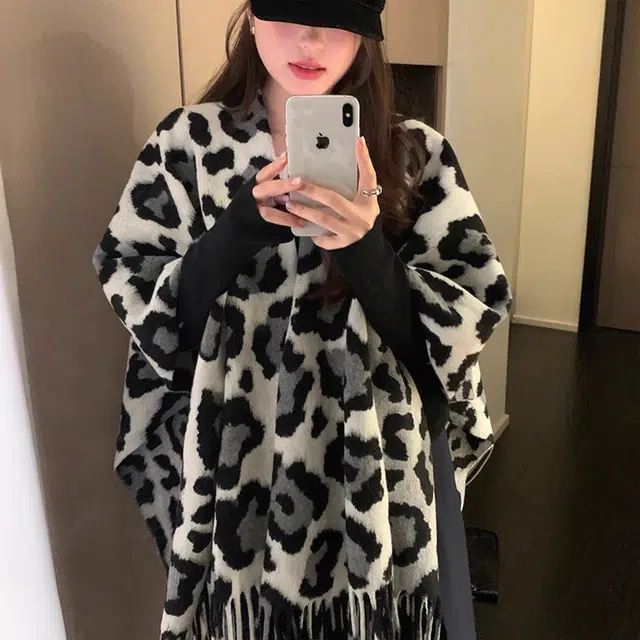 心水好物 拉美风欧美野性豹纹双面外搭高级感旅行流苏 聚酯纤维 披肩 女款