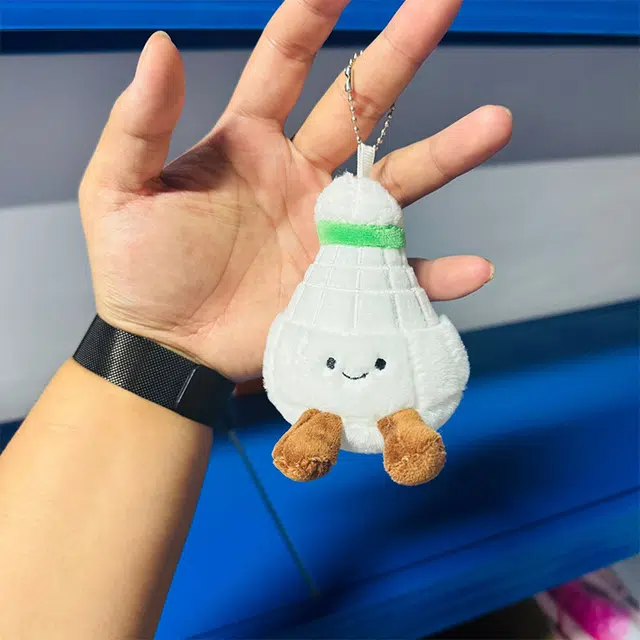 心水好物 可爱羽毛球玩偶包包萌萌体育公仔球类运动钥匙扣背包 聚酯纤维 挂件 男女同款情侣款