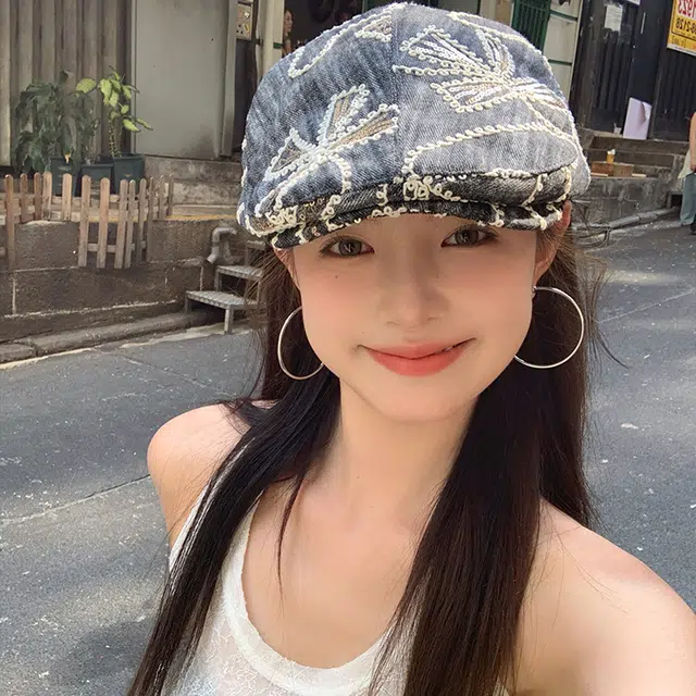 心水好物 韩系刺绣花朵亮片水洗牛仔街头百搭气质显脸小 聚酯纤维 贝雷帽 女款
