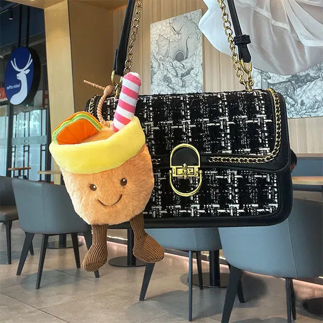 心水好物 可爱水果汽水玩偶果汁杯公仔玩具挎包挂饰双肩包 毛绒 挂件 男女同款情侣款