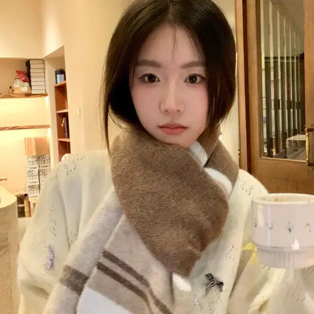 心水好物 日系可爱蝴蝶结秋冬条纹花边高级感百搭 绒线围巾 男女同款情侣款