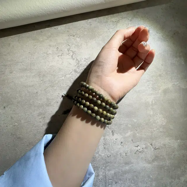 中藏 新中式古风名族风 木质清香精品阿根廷绿檀多圈圈叠戴手链 文玩精雕花式手链 手串 木质 木作手串 男女同款情侣款 绿檀