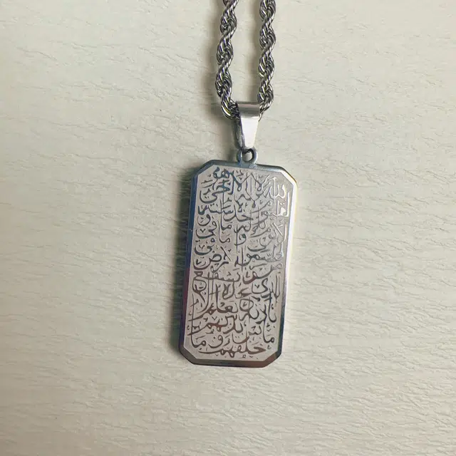 中藏 混乱牌子简约潮流百搭嘻哈街头 钛钢 吊坠 男女同款情侣款