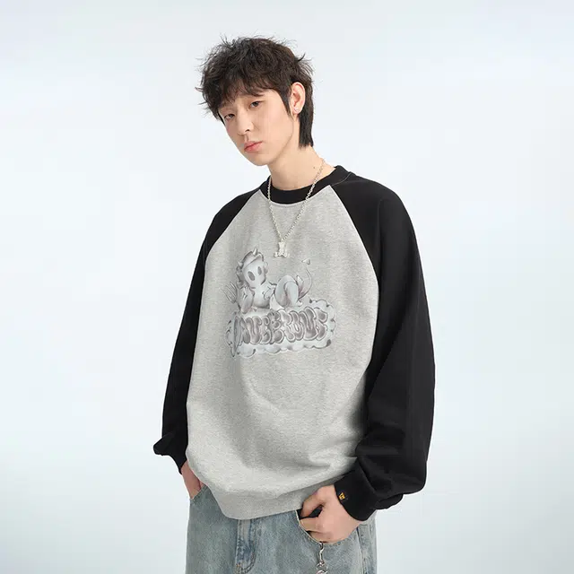 DANGEROUSPEOPLE Little Devil Series Pullover Raglan Sleeve Sweatshirt