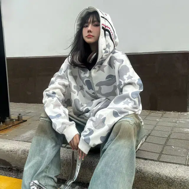 果瑱 美式高街个性时尚宽松百搭连帽卫衣 男女同款 白色