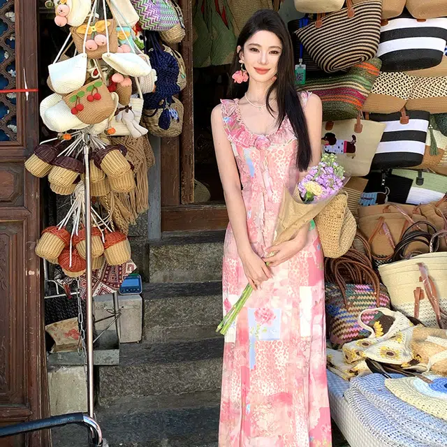 果瑱 法式少女心随性优雅甜美夏季旅游海岛度假穿搭独特画报印花荷叶边修身显瘦减龄显高碎花长裙吊带连衣裙 女款