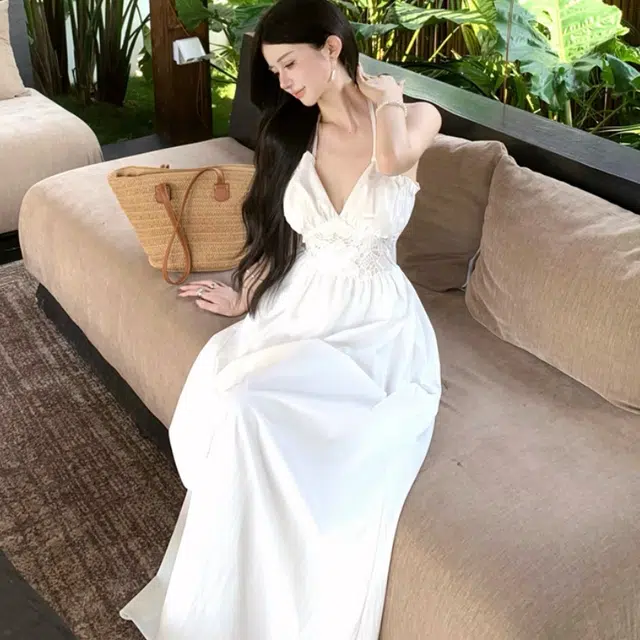 果瑱 韩版设计感拼接蕾丝收腰法式复古优雅气质修身性感吊带连衣裙 女款