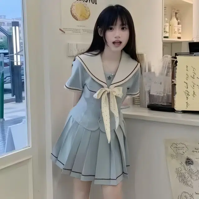 果瑱 学院风小众设计感海军领上衣短袖高腰百褶裙裙装套装 女款