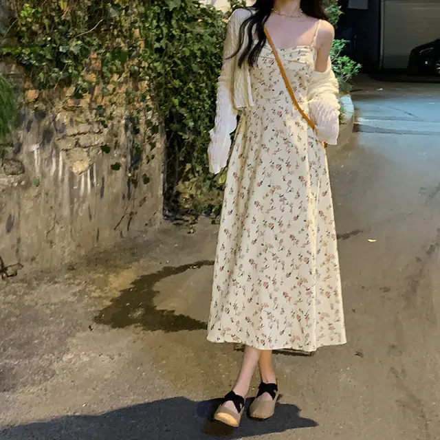 果瑱 修身碎花适中方领吊带连衣裙 女款