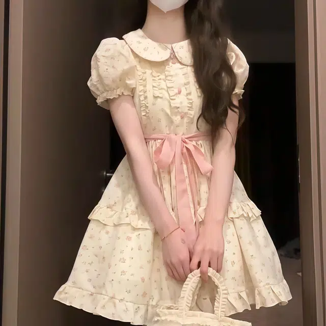 果瑱 温柔甜美高级设计感乖乖女穿搭法式复古氛围感日常通勤小个子碎花花色气质百搭时尚休闲短袖连衣裙 女款