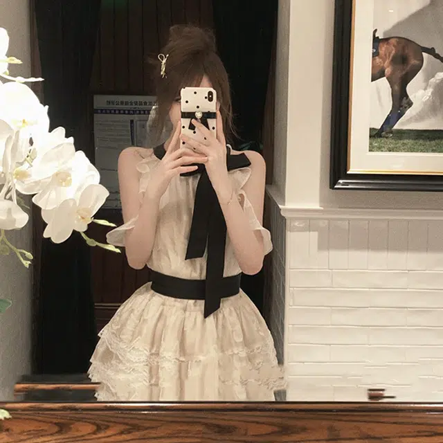 果瑱 天鹅之梦大摆复古千金风蝴蝶结盛宴甜美蕾丝拼接设计感蓬蓬裙短款无袖连衣裙 女款 白色（升级版）