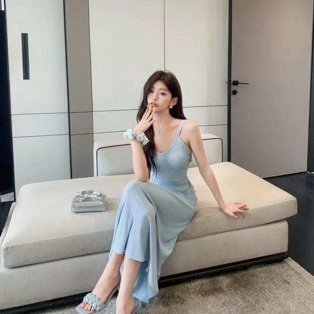果瑱 法式复古优雅气质修身精致高端名媛时尚百搭辣妹性感漂亮舒适简约大方高腰显瘦收腰高级设计感鱼尾裙露背包臀长裙吊带连衣裙 女款