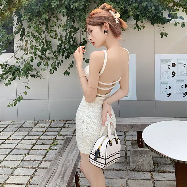果瑱 法式复古时尚舒适针织夏季海边度假风背心包臀短裙子性感露背纯欲辣妹显瘦优雅简约吊带连衣裙 女款