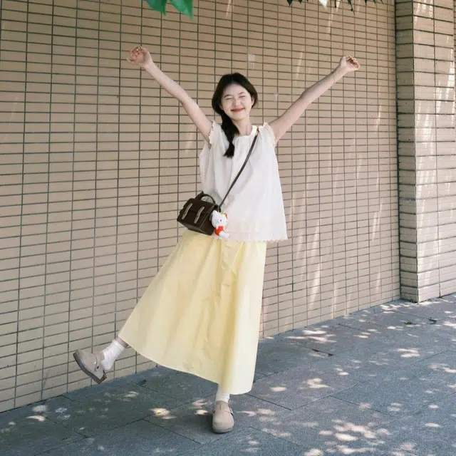 果瑱 时尚一整套穿搭温柔风甜美浪漫小清新清纯背心上衣半身裙小个子高级感设计裙装套装 女款