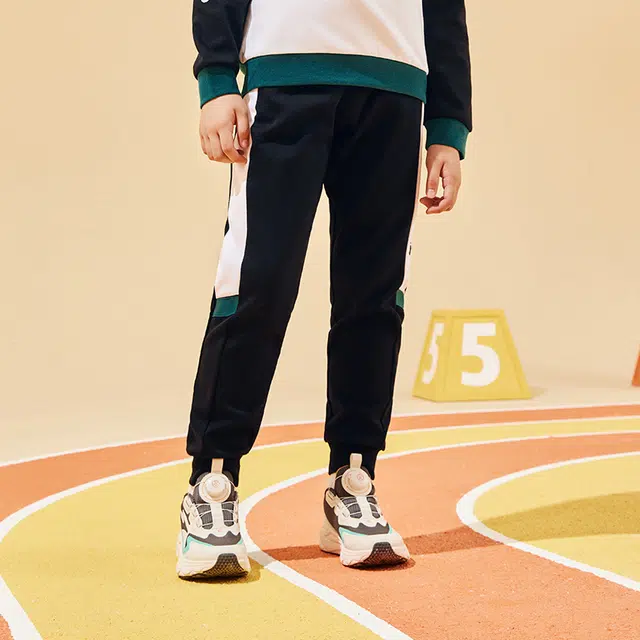 鸿星尔克儿童 童装 拼色圆领套头长袖上衣运动裤子休闲运动套装 女童 云山绿