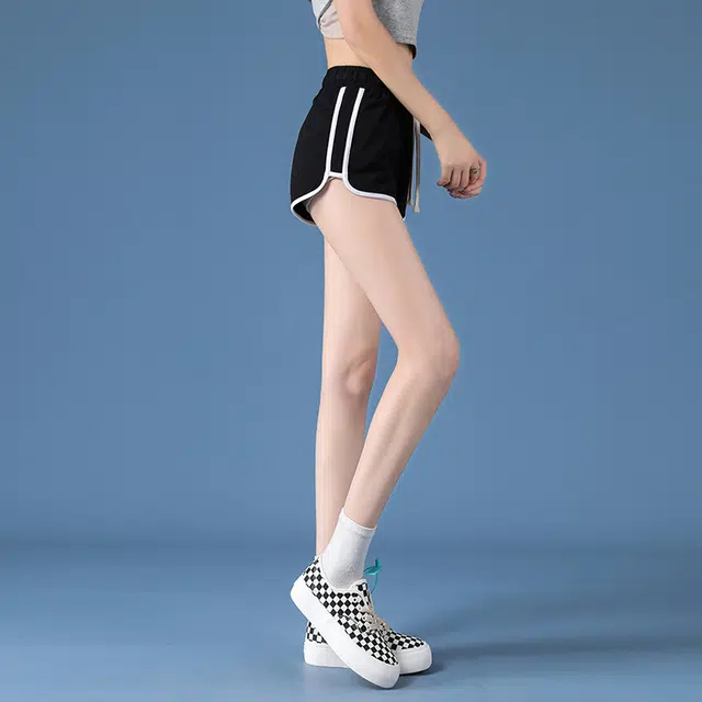 美力城 美式元气辣妹撞色拼接松紧腰运动锻炼宽松百搭简约凉感透气休闲短裤 女款