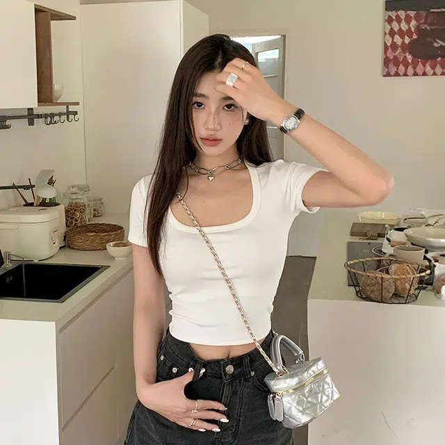 T 3