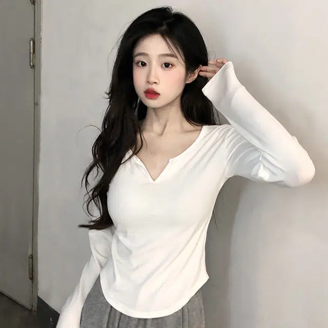 V T