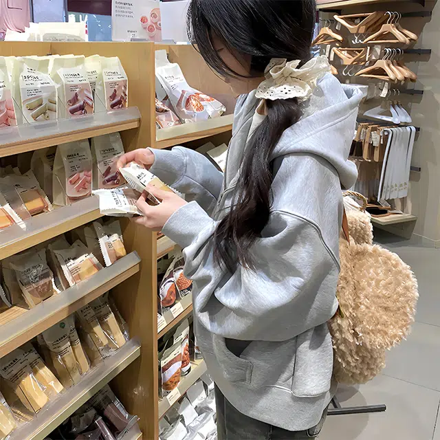 美力城 重磅加绒加厚学院风简约基础款秋冬百搭宽松休闲开衫外套连帽卫衣 女款