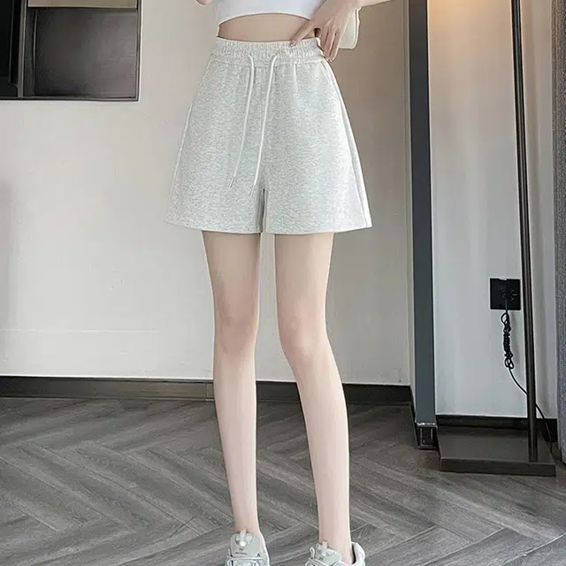 美力城 纯色高腰显瘦显腿长三分裤抽绳运动休闲短裤 女款