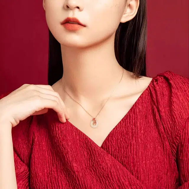 桃花昭昭 锦鲤红平安扣事事如意 玉髓 玉石项链 女款