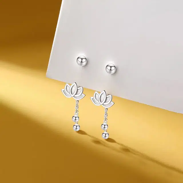 999