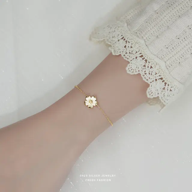 Modern Miracle ins S925
