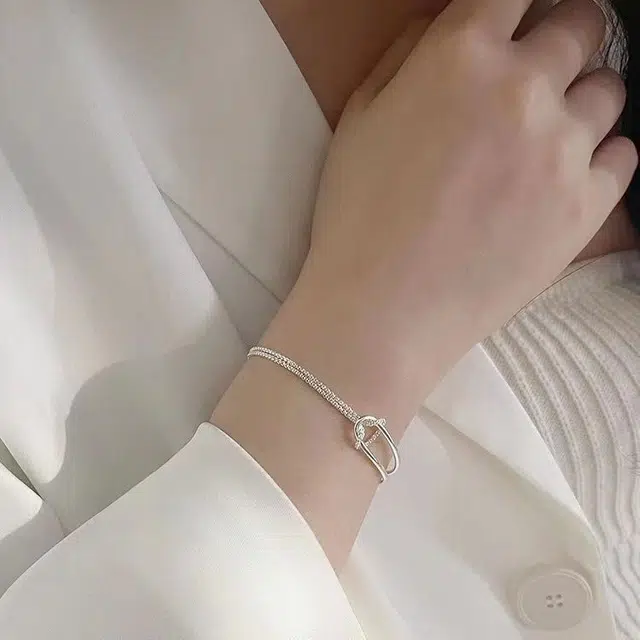 Modern Miracle ins S925