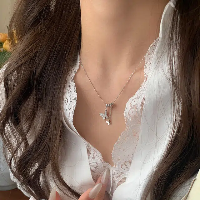S925