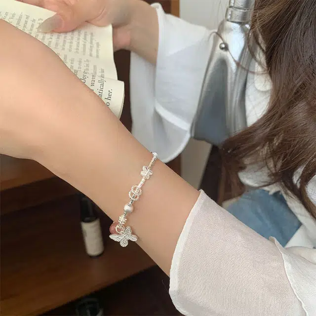 S925
