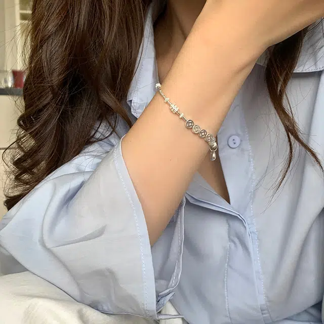 S925
