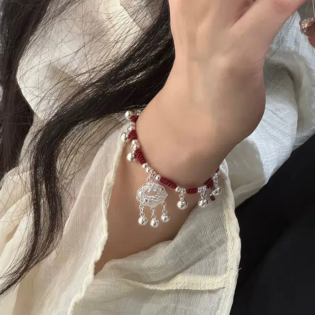 S925