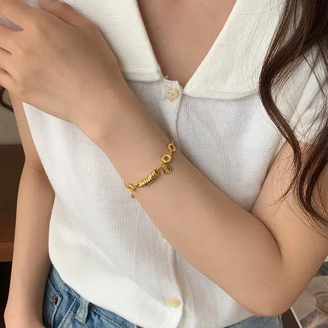 S925