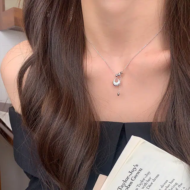 S925