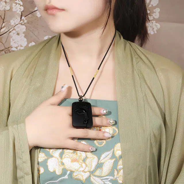 金大福 【福佑转运】大日如来精雕佛首 新中式国潮古典大气本命生肖佛  禅意文化时尚百搭配编绳 #好运 黑曜石 项链 男女同款情侣款