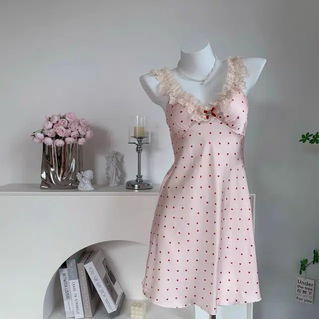 桔内 花边性感纯欲风爱心睡裙 女款