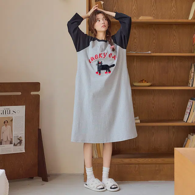 桔内 纯棉长袖长裙甜美可爱休闲舒适家居服可外穿带胸垫睡裙 女款