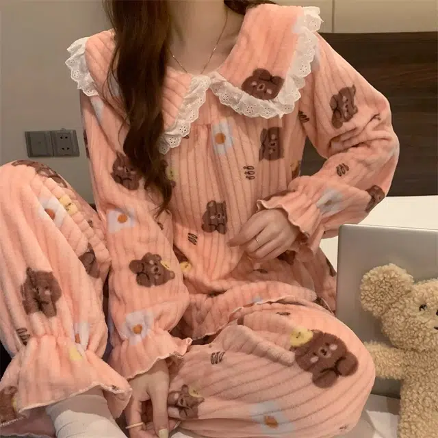 桔内 甜美风花边娃娃领可爱卡通小熊加厚保暖套头长袖睡衣套装 女款