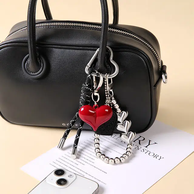 GOLF Heart Braided Phone Chain Black Red